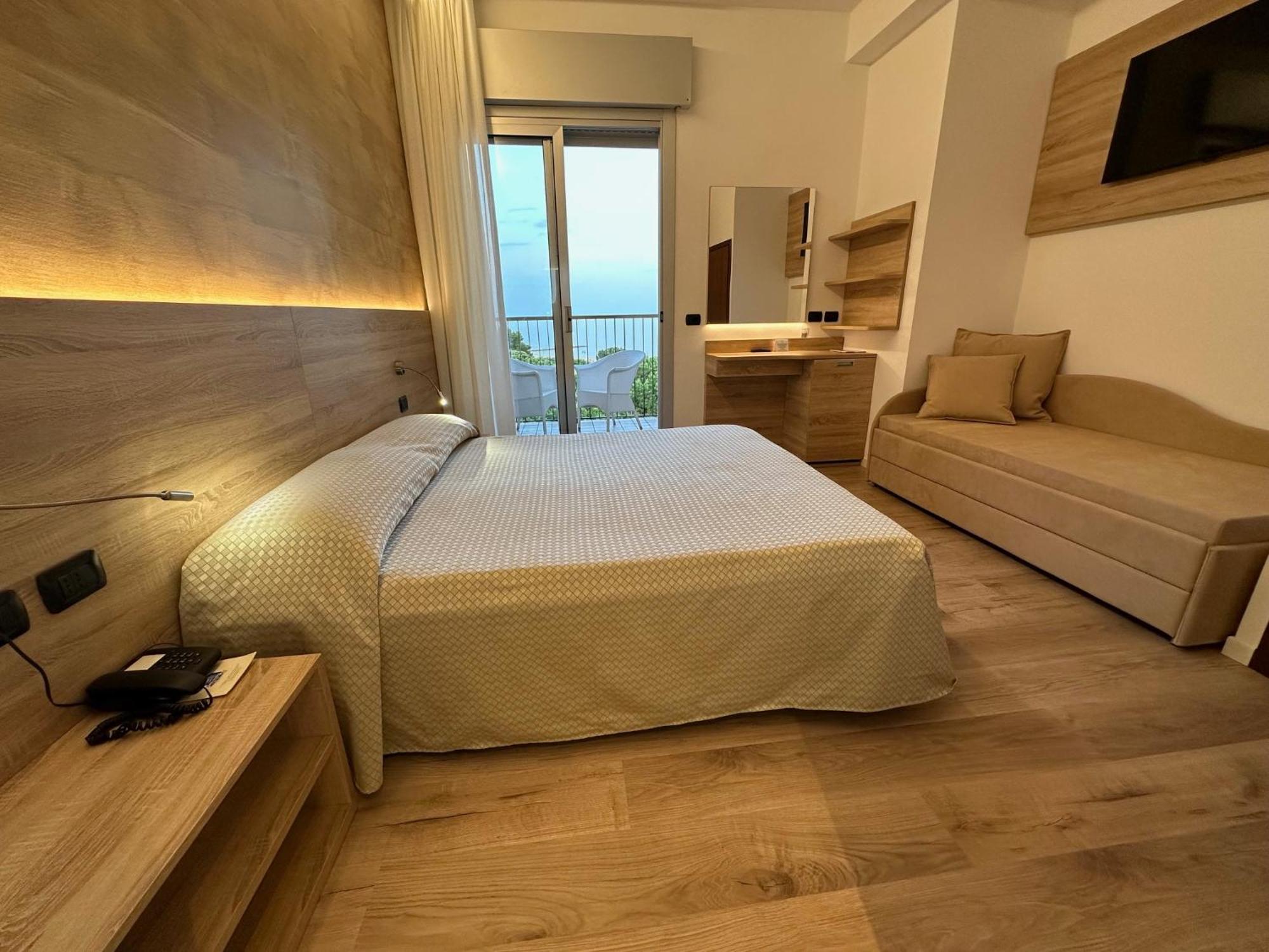 Hotel Beau Rivage Pineta Lido di Jesolo Room photo